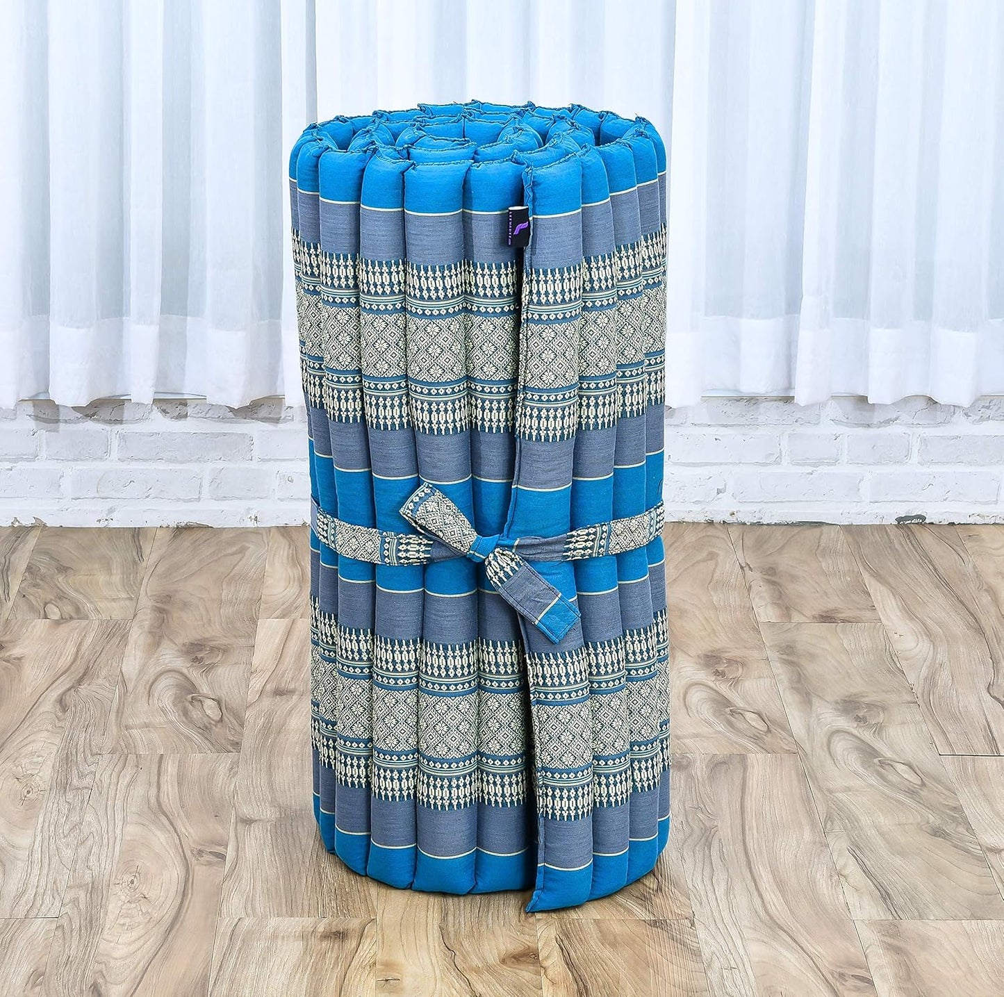 Leewadee - Kapok Roll Mat – Handcrafted Folding Sleep & Relaxation Mattress from Thailand, Ideal as Guest Bed, Camping Mat, Yoga Mat or Traditional Futon, 75 x 39 inches, Anthracite