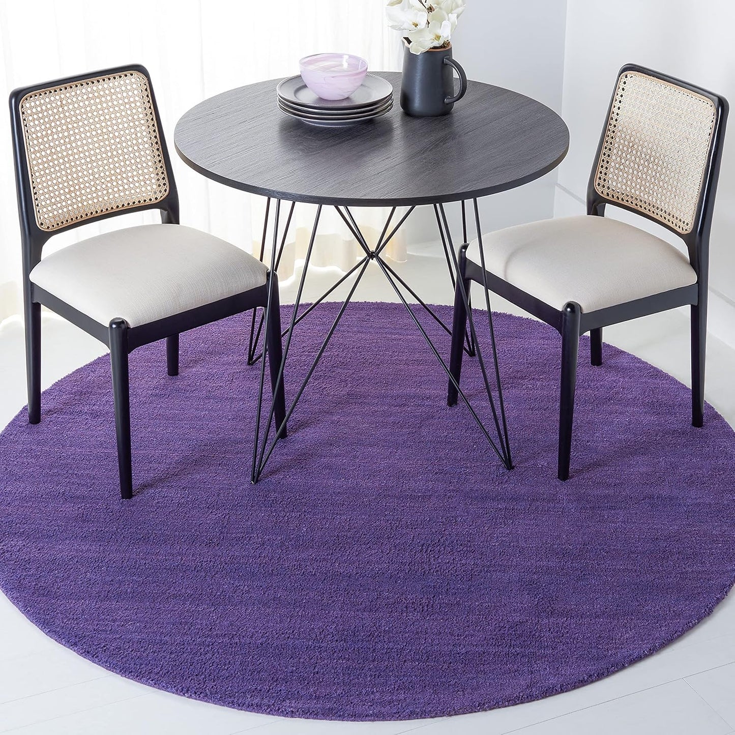 SAFAVIEH Himalaya Collection 6' Round Black HIM610C Handmade Premium Wool Area Rug