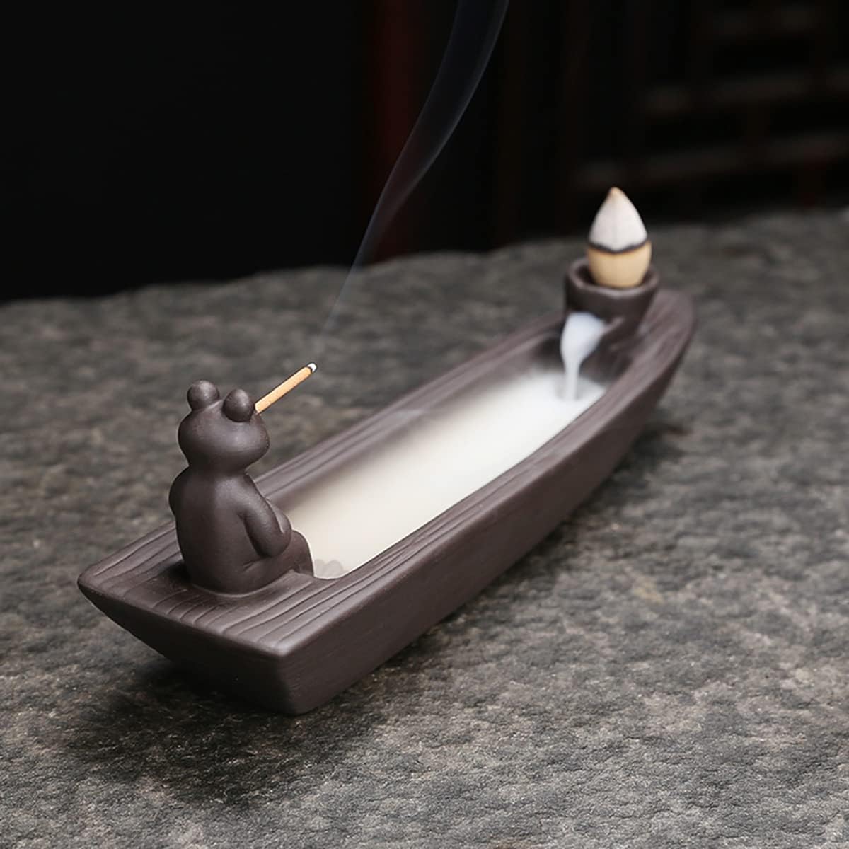 Frog Incense Holder Waterfall - Ceramic Cone Backflow Incense Burner Smoke Fountain, Back Flowing Incense Diffuser with 45 Sticks & 12 Cones, Frog Ornament for Aromatherapy/Yoga/Home Decor