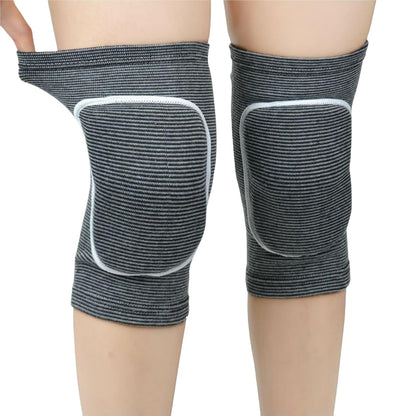 Men Women Protective Knee Pads, Anti-Slip Padded Sponge Knee Brace Knee Support for Football Volleyball Dance Skating Basketball Sports (Medium,Nude)