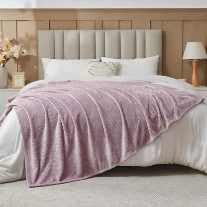 Fleece Leaves Pattern Throw Blanket, Light Purple, 50"x60" | Super Soft Throw Blanket, Lightweight Cozy Bed Sofa Blanket, Premium Silky Flannel Fleece, Travel Blanket for All Season Use - Colors B