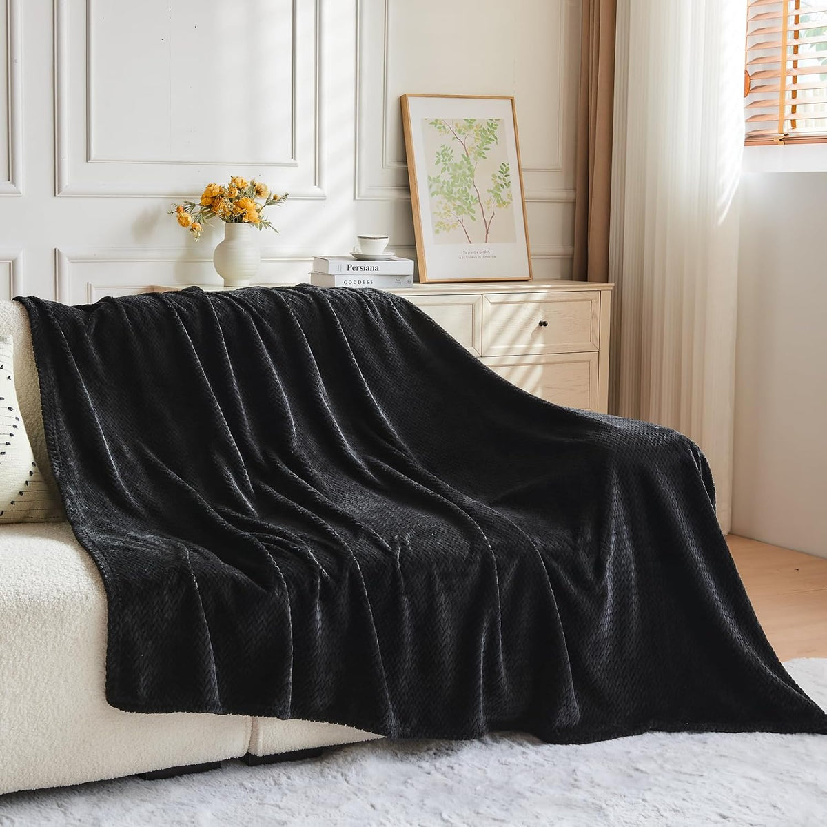 Fleece Leaves Pattern Throw Blanket, Light Purple, 50"x60" | Super Soft Throw Blanket, Lightweight Cozy Bed Sofa Blanket, Premium Silky Flannel Fleece, Travel Blanket for All Season Use - Colors B