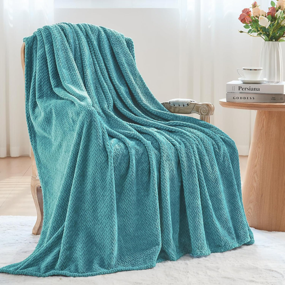 Fleece Leaves Pattern Throw Blanket, Light Purple, 50"x60" | Super Soft Throw Blanket, Lightweight Cozy Bed Sofa Blanket, Premium Silky Flannel Fleece, Travel Blanket for All Season Use - Colors B