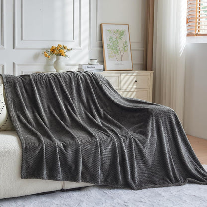 Fleece Leaves Pattern Throw Blanket, Light Purple, 50"x60" | Super Soft Throw Blanket, Lightweight Cozy Bed Sofa Blanket, Premium Silky Flannel Fleece, Travel Blanket for All Season Use - Colors B