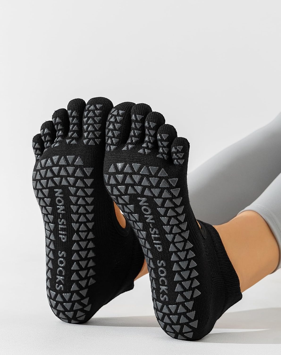 Yawlsow 3 Pairs Pilates Yoga Toe Socks with Grips for Women, Five Toe Non-Slip Socks for Barre Ballet Fitness Hospital