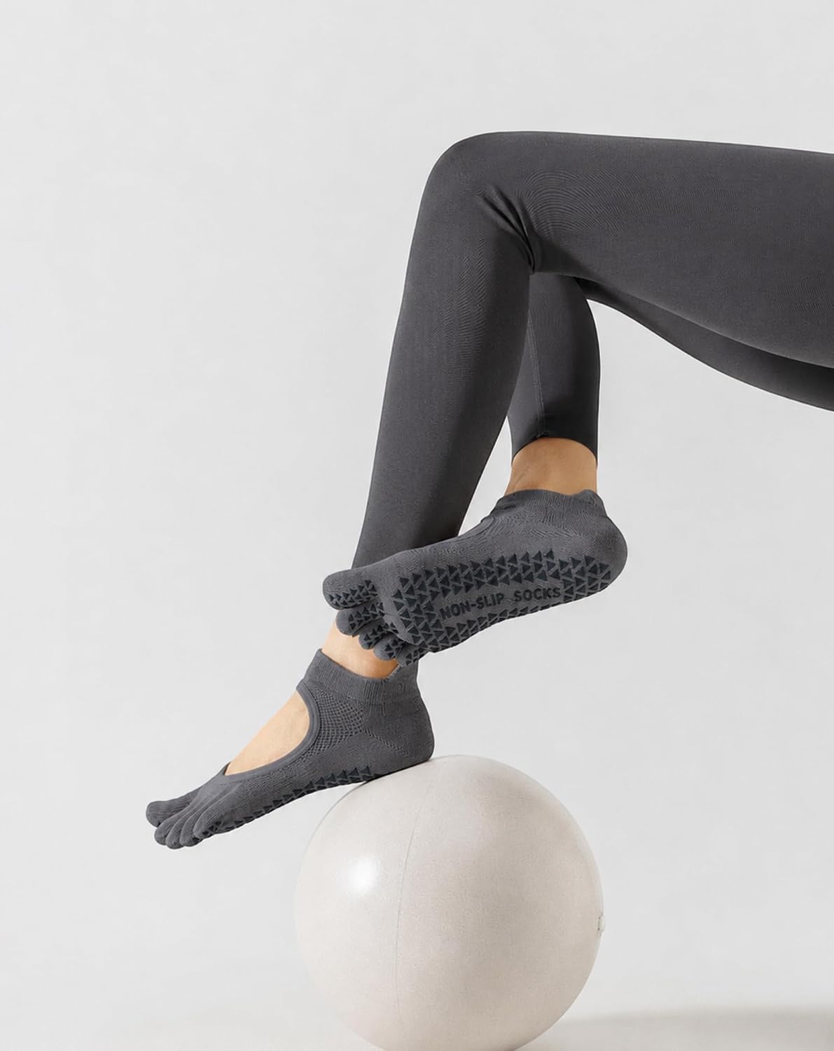 Yawlsow 3 Pairs Pilates Yoga Toe Socks with Grips for Women, Five Toe Non-Slip Socks for Barre Ballet Fitness Hospital