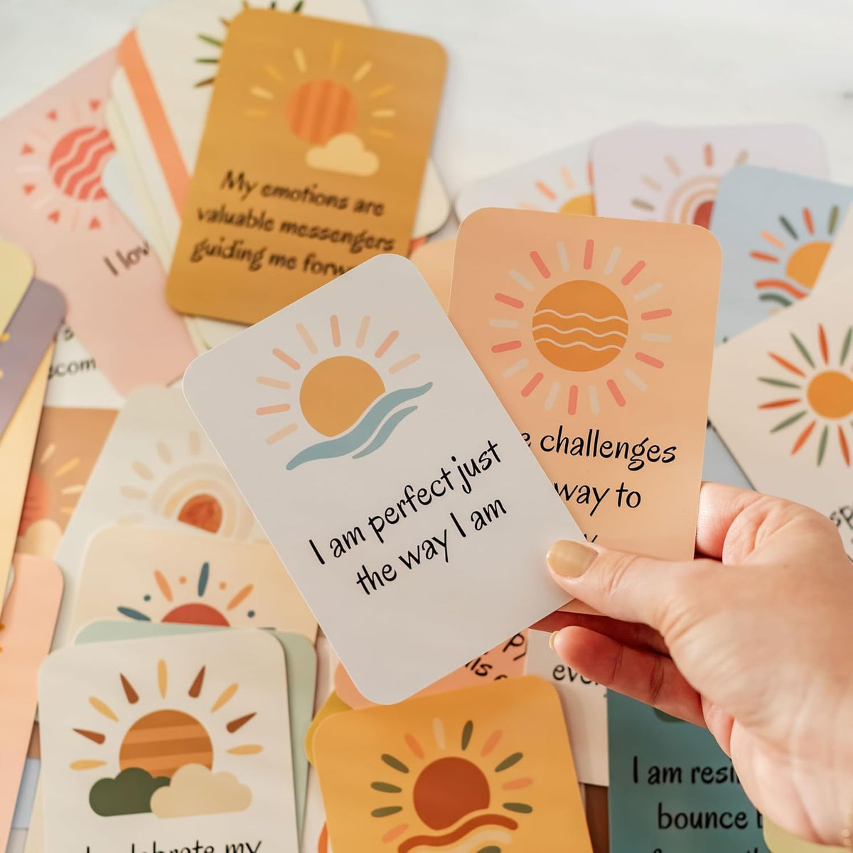 Affirmation Cards for Women: Positive Affirmations Cards & Guided Journal