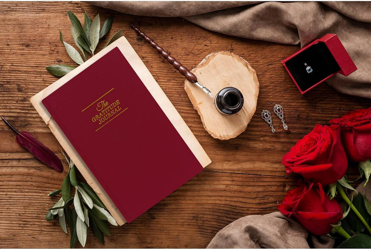 The Gratitude Journal for More Happiness, Optimism, Affirmation & Reflection - An Effective Manifestation Guide Journal, Undated Daily Journals for Women & Men (Beige)