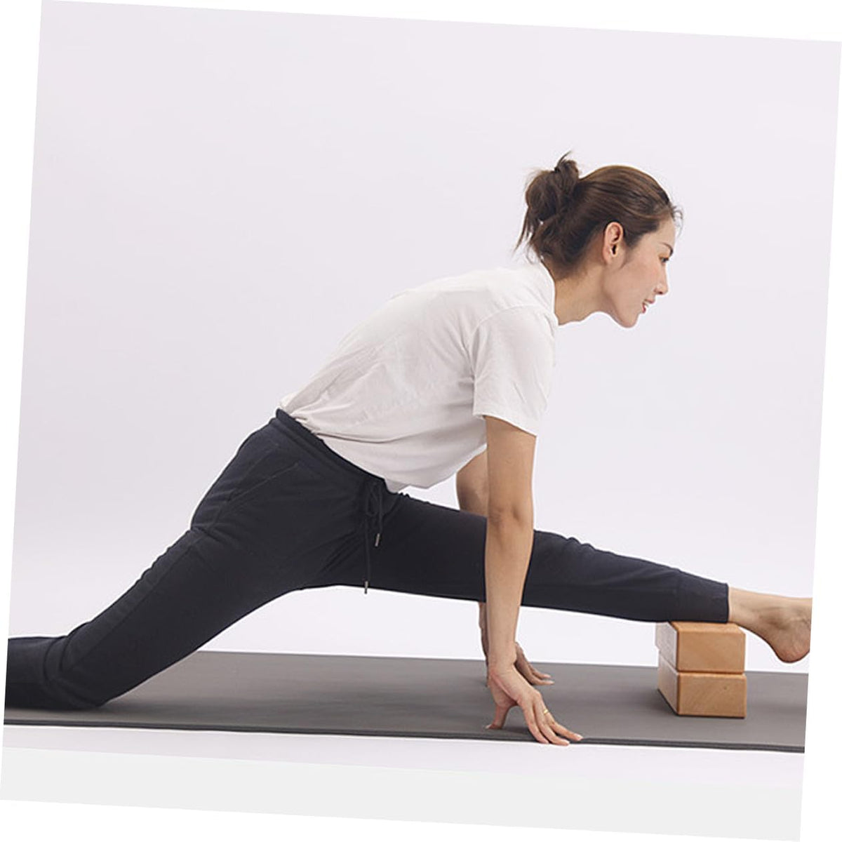 Natural Solid Timber with Non Slip Smooth Surfaces Yoga Block