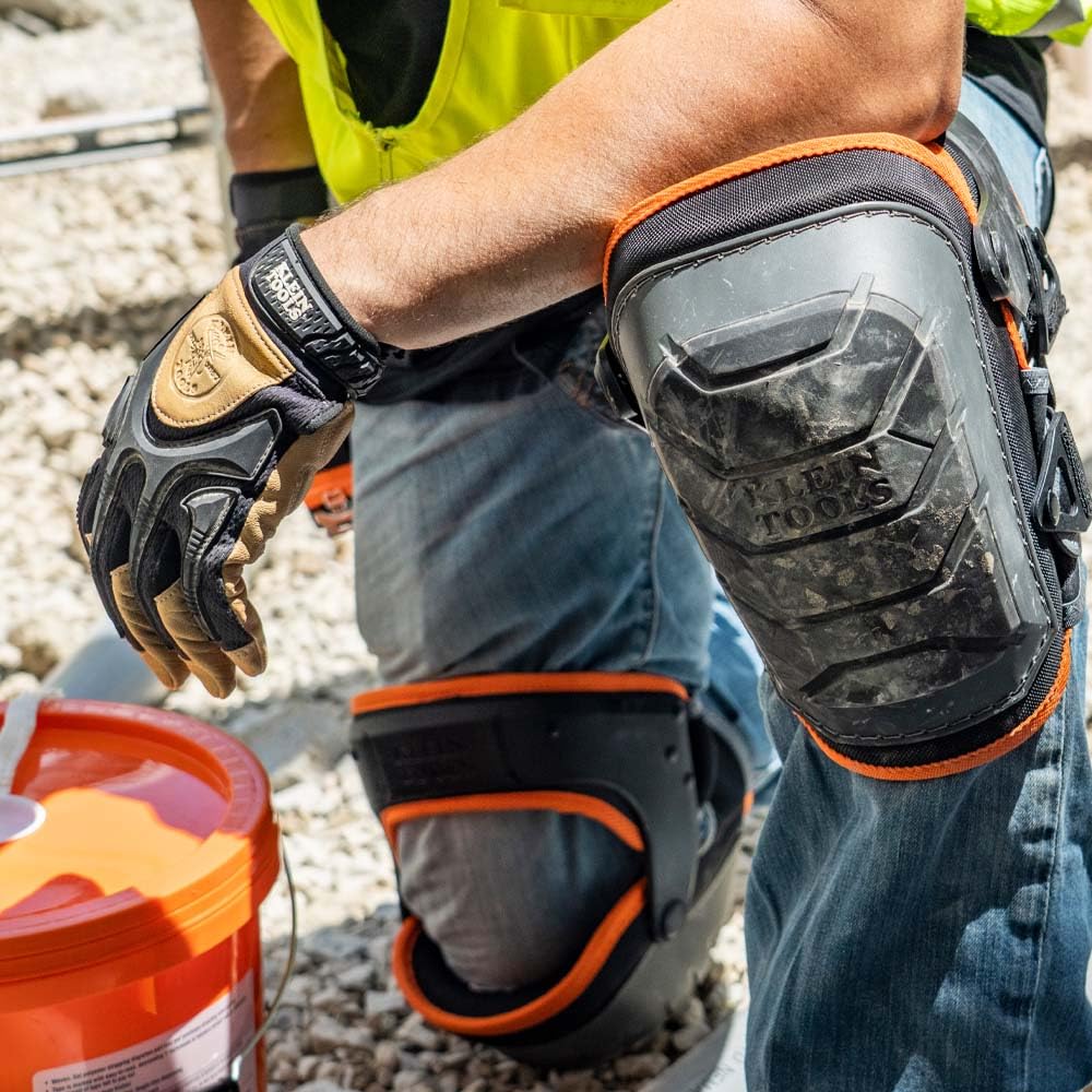60491 Hinged Knee Pads, Heavy Duty Gel Foam Protective Knee Pads with Quick-Fasten Buckle and Thigh Strap, Black
