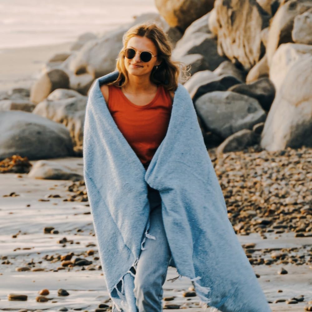 Open Road Goods Solid Color Mexican Yoga Blanket – Large Handwoven Throw for Yoga, Beach, Camping or Home – Soft and Durable Cotton Blend