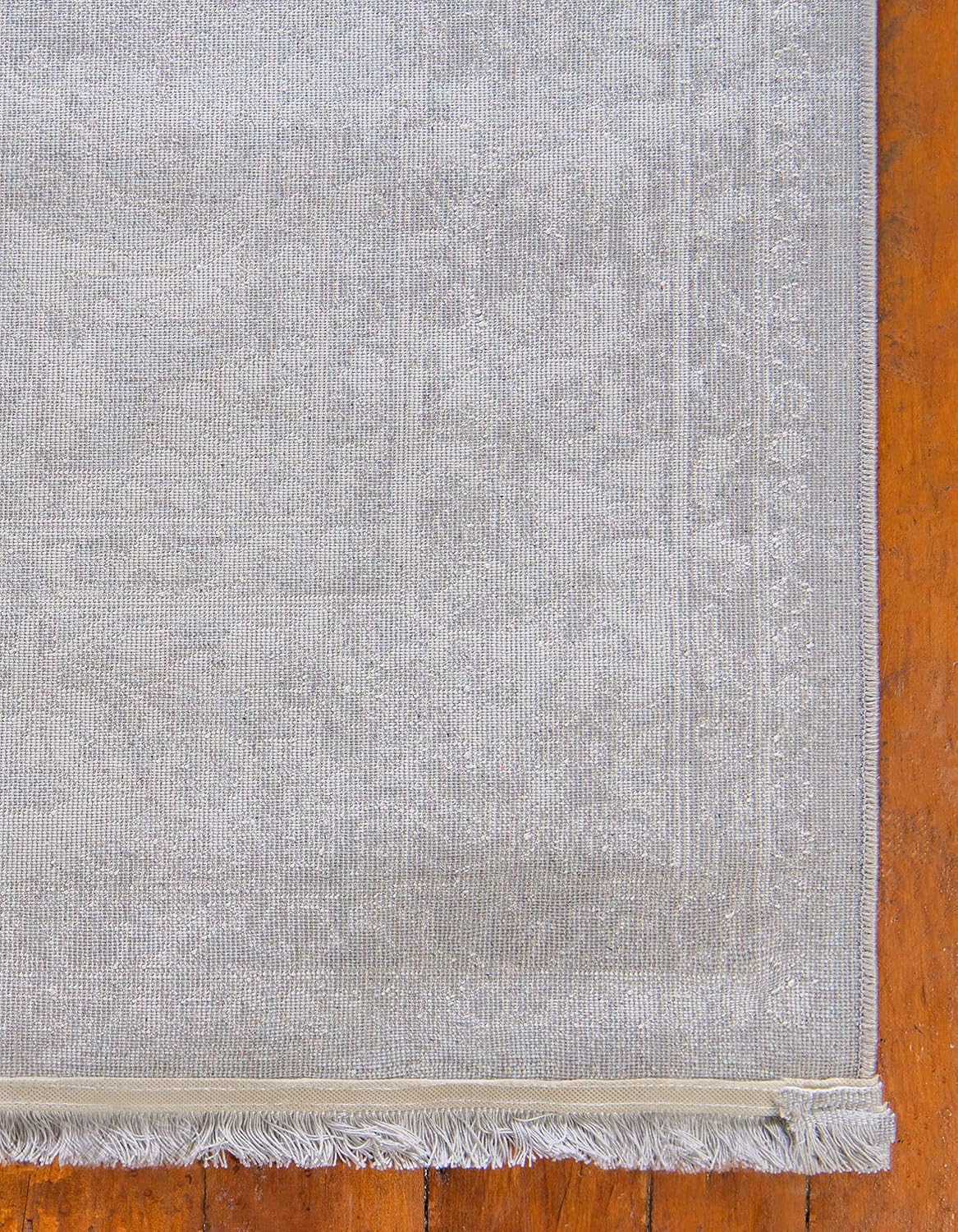 New Classical Collection Area Rug - Olwen (4'Round, Purple/ Gray)