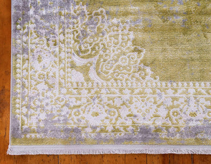 New Classical Collection Area Rug - Olwen (4'Round, Purple/ Gray)