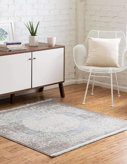 New Classical Collection Area Rug - Olwen (4'Round, Purple/ Gray)