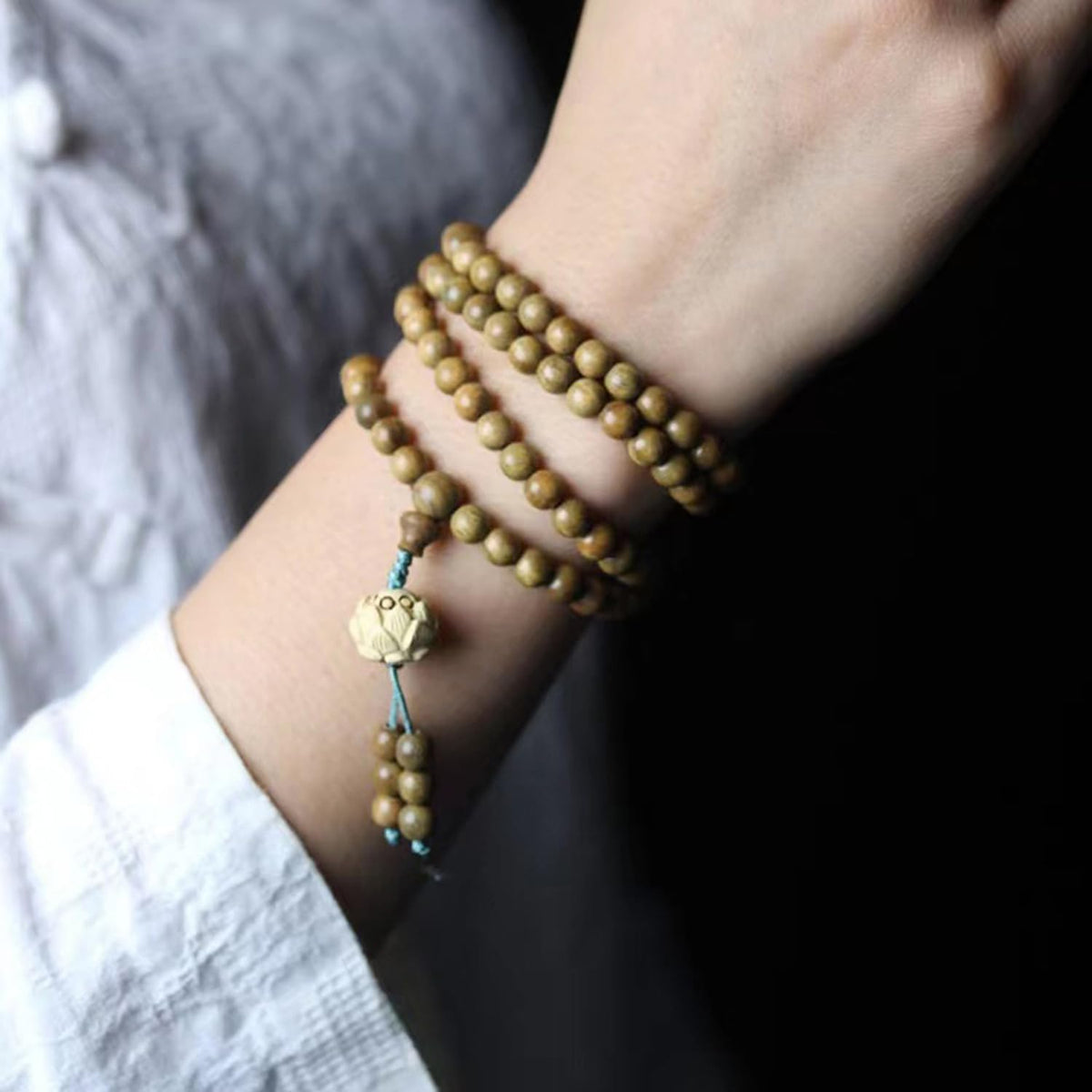 Natural Green Sandalwood 108 Mala Bead Necklace Buddhist Prayer Beads for Meditation or Yoga