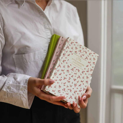 The Five Minute Journal - Original Daily Gratitude Journal for Women & Men - Mindfulness, Happiness & Daily Reflection - Undated Planner - Affirmation Journal - Gifts for Women