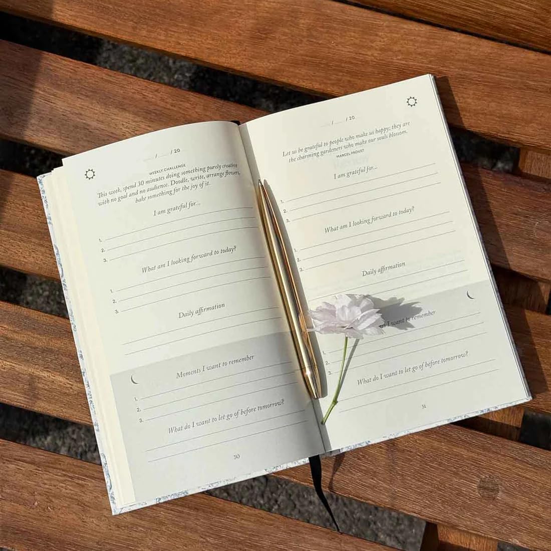 The Five Minute Journal - Original Daily Gratitude Journal for Women & Men - Mindfulness, Happiness & Daily Reflection - Undated Planner - Affirmation Journal - Gifts for Women