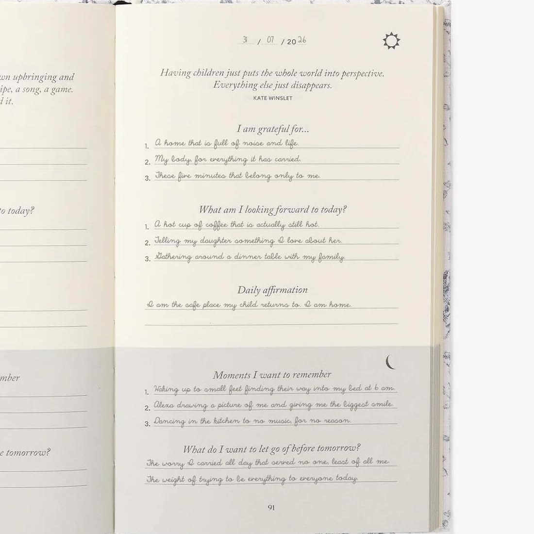 The Five Minute Journal - Original Daily Gratitude Journal for Women & Men - Mindfulness, Happiness & Daily Reflection - Undated Planner - Affirmation Journal - Gifts for Women