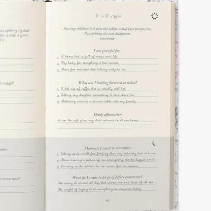 The Five Minute Journal - Original Daily Gratitude Journal for Women & Men - Mindfulness, Happiness & Daily Reflection - Undated Planner - Affirmation Journal - Gifts for Women