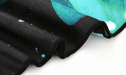 Non Slip Hot Yoga Towel, 100% Microfiber Non Slip Yoga Mat Towel for Hot Yoga, Pilates and Fitness, Exclusive Corner Pockets Design + Free Spray Bottle