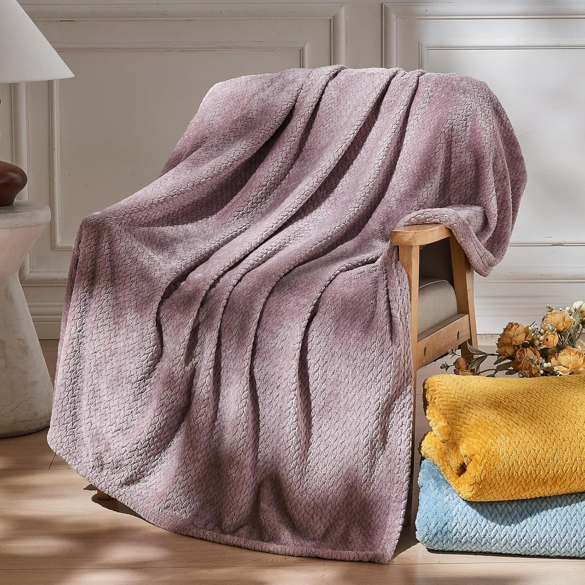 Fleece Leaves Pattern Throw Blanket, Light Purple, 50"x60" | Super Soft Throw Blanket, Lightweight Cozy Bed Sofa Blanket, Premium Silky Flannel Fleece, Travel Blanket for All Season Use - Colors A