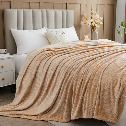 Fleece Leaves Pattern Throw Blanket, Light Purple, 50"x60" | Super Soft Throw Blanket, Lightweight Cozy Bed Sofa Blanket, Premium Silky Flannel Fleece, Travel Blanket for All Season Use - Colors A