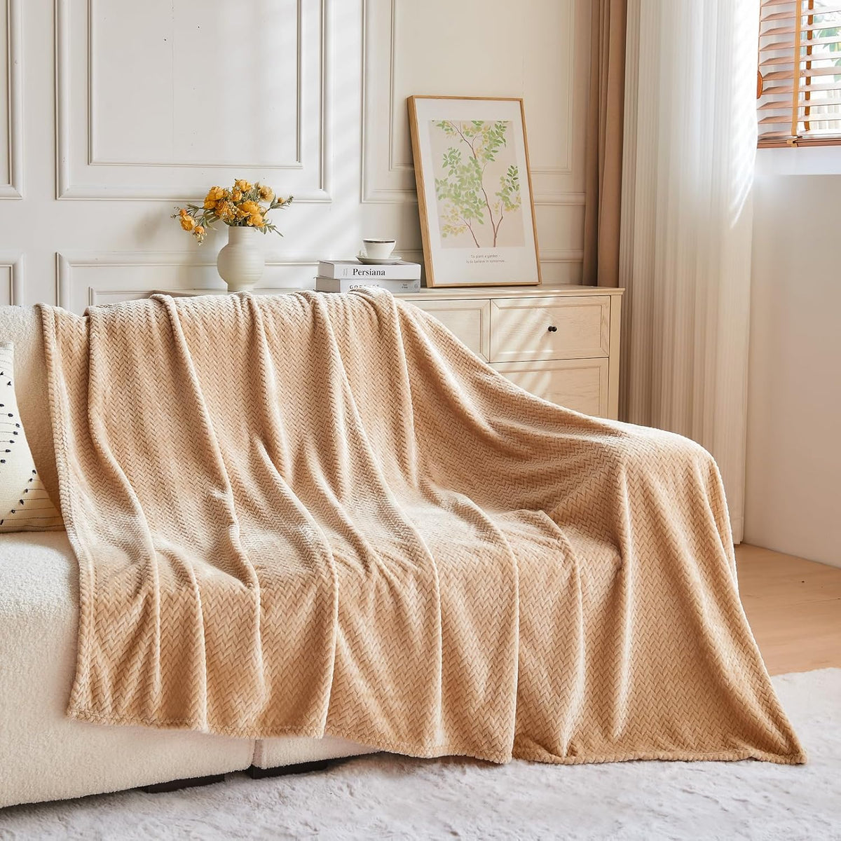 Fleece Leaves Pattern Throw Blanket, Light Purple, 50"x60" | Super Soft Throw Blanket, Lightweight Cozy Bed Sofa Blanket, Premium Silky Flannel Fleece, Travel Blanket for All Season Use - Colors A