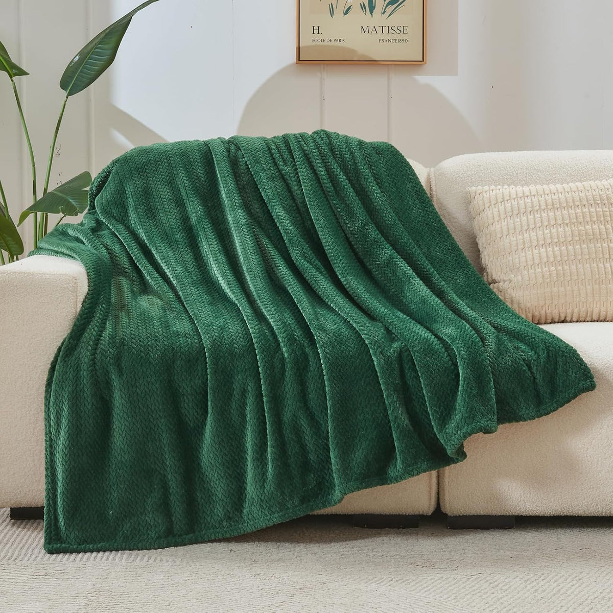 Fleece Leaves Pattern Throw Blanket, Light Purple, 50"x60" | Super Soft Throw Blanket, Lightweight Cozy Bed Sofa Blanket, Premium Silky Flannel Fleece, Travel Blanket for All Season Use - Colors A