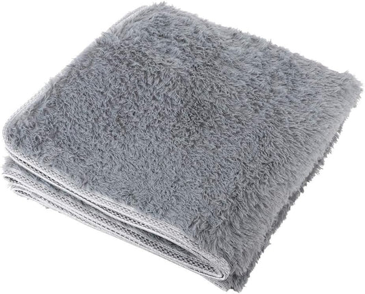 Thick Soft Fluffy Indoor Carpet, Non - Slip Living Room Rug, Washable Polyester Furry Floor Mat with High Color Fastness for Bedroom Yoga Baby Crawling Home Decor (Silver Gray)