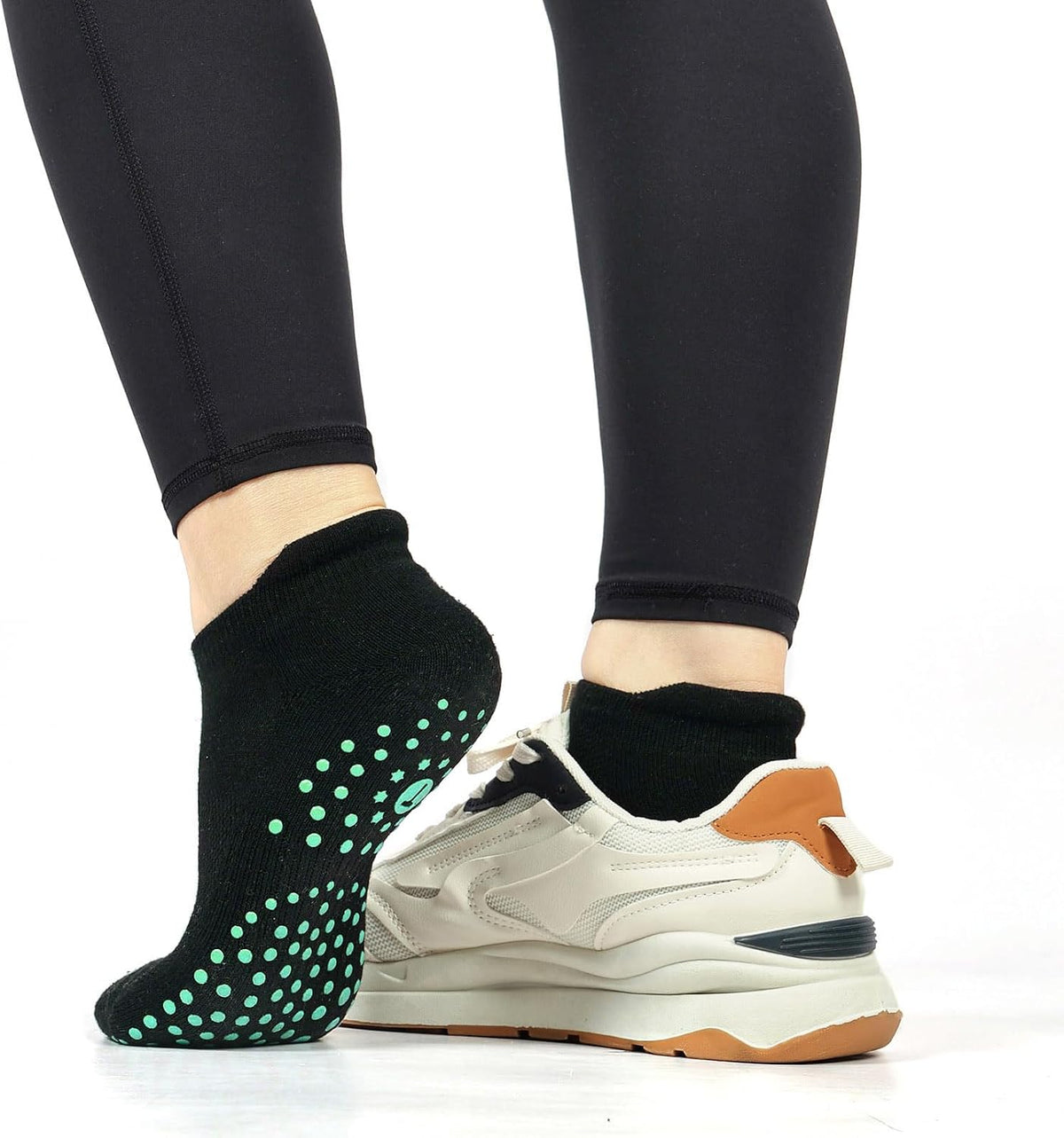 Pilates Socks for Women, Cushioned Grip Yoga Socks, Barre Socks