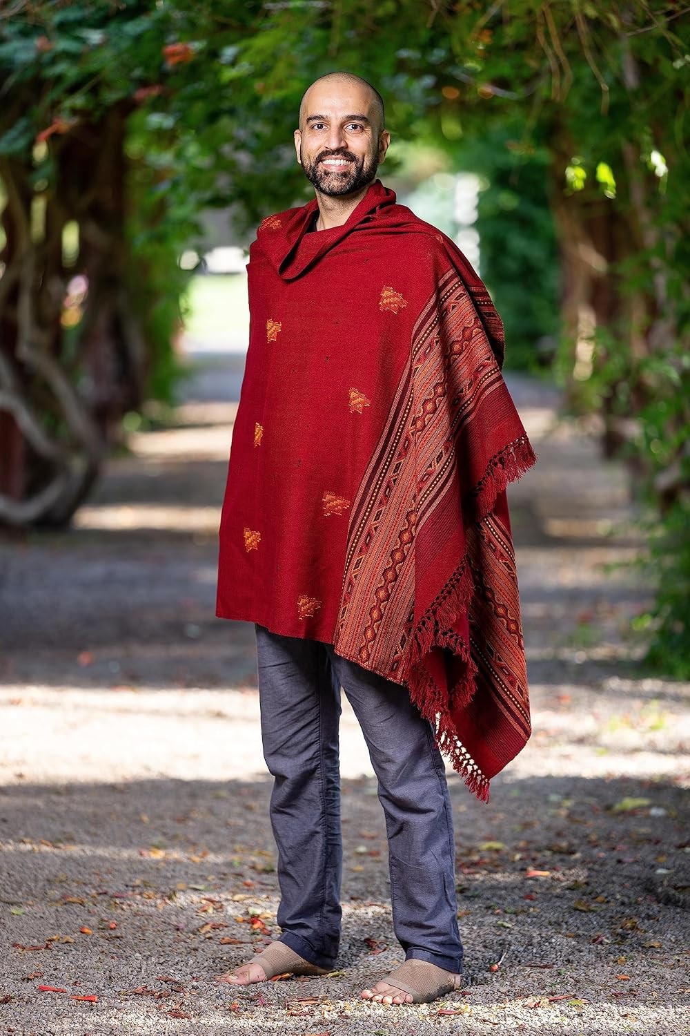 Exotic Vegan Meditation Shawl - Large Unisex Prayer Wrap, Oversize Scarf & Versatile Indian Style Blanket