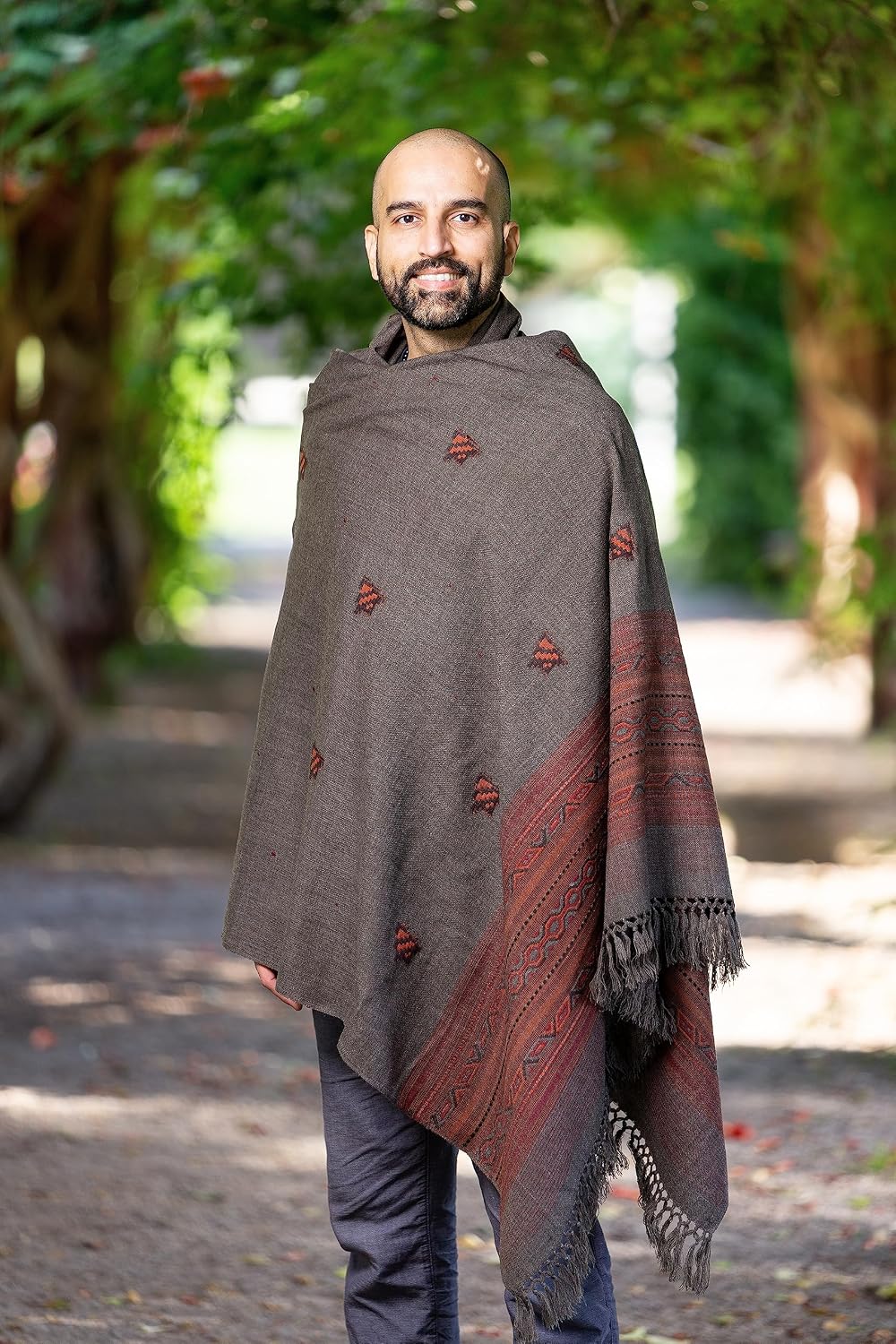Exotic Vegan Meditation Shawl - Large Unisex Prayer Wrap, Oversize Scarf & Versatile Indian Style Blanket