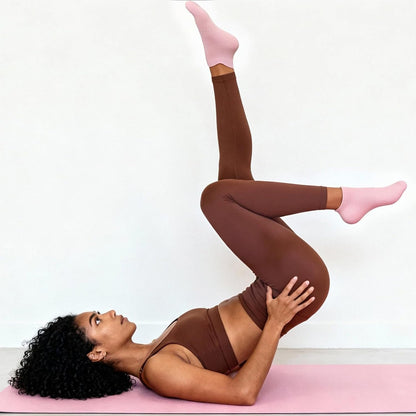 6 Pairs Pilates Socks for Women, Grip Yoga Crew Socks, Non Slip Grippy for Barre, Ballet, Dance & Hospital