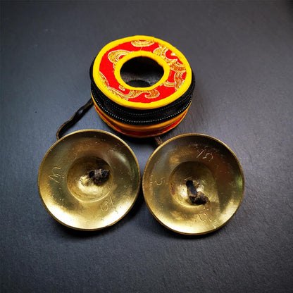 Tibetan Tingsha Bell Set - Tibetan Cymbals - for Sound Healing, Yoga, Meditation, and Mindfulness,Handmade in Nepal,Made of Bronze,Plain Pattern,Black Color，7.7cm/3.0 inch