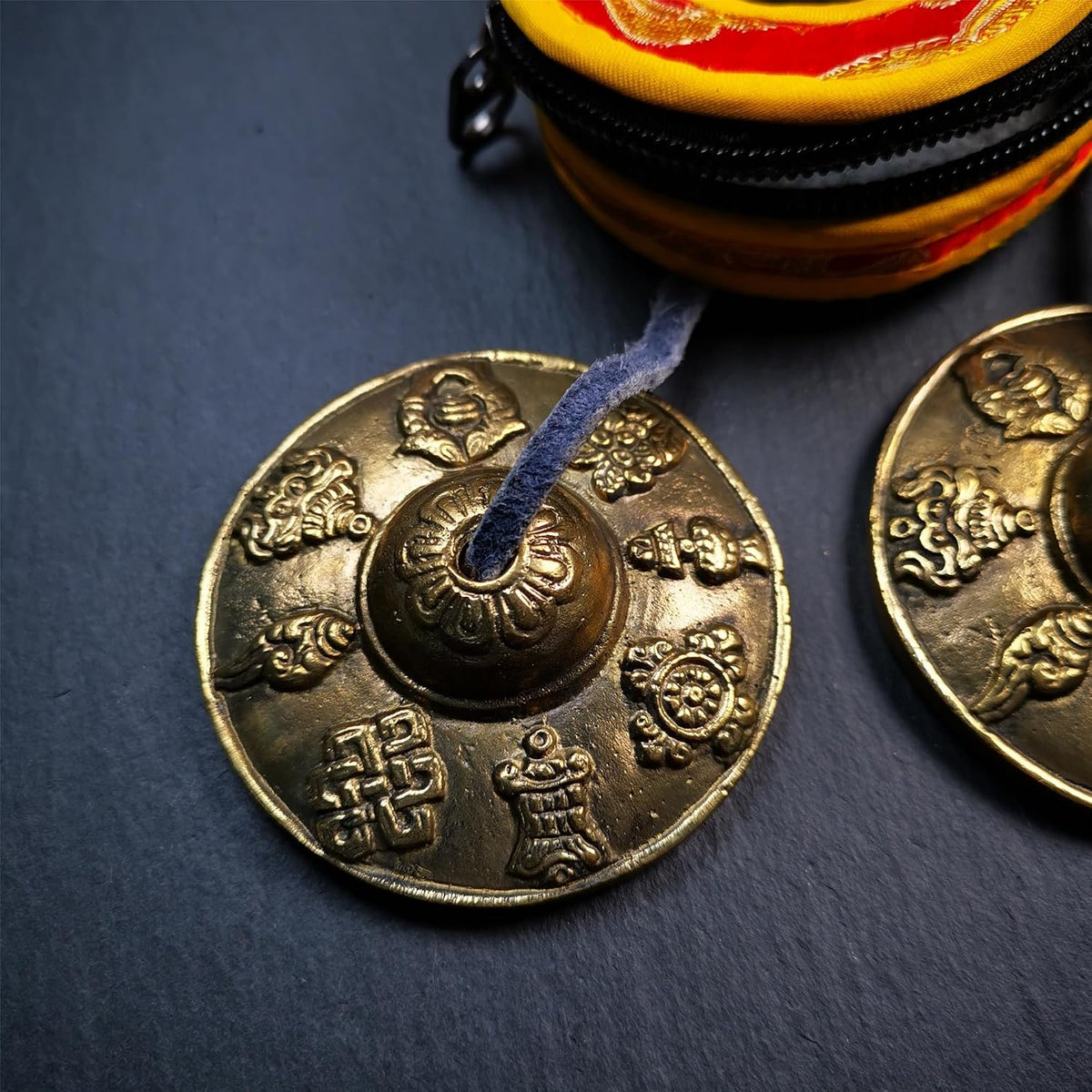 Tibetan Tingsha Bell Set - Tibetan Cymbals - for Sound Healing, Yoga, Meditation, and Mindfulness,Handmade in Nepal,Made of Bronze,Plain Pattern,Black Color，7.7cm/3.0 inch