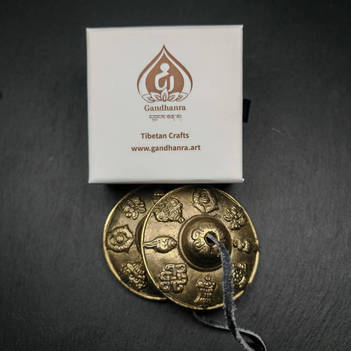 Tibetan Tingsha Bell Set - Tibetan Cymbals - for Sound Healing, Yoga, Meditation, and Mindfulness,Handmade in Nepal,Made of Bronze,Plain Pattern,Black Color，7.7cm/3.0 inch