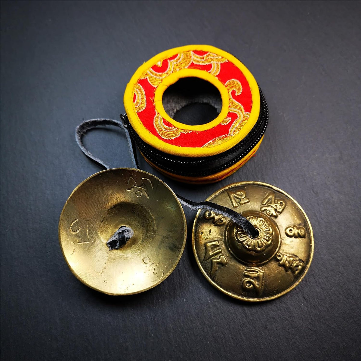 Tibetan Tingsha Bell Set - Tibetan Cymbals - for Sound Healing, Yoga, Meditation, and Mindfulness,Handmade in Nepal,Made of Bronze,Plain Pattern,Black Color，7.7cm/3.0 inch