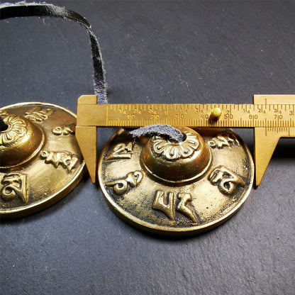 Tibetan Tingsha Bell Set - Tibetan Cymbals - for Sound Healing, Yoga, Meditation, and Mindfulness,Handmade in Nepal,Made of Bronze,Plain Pattern,Black Color，7.7cm/3.0 inch