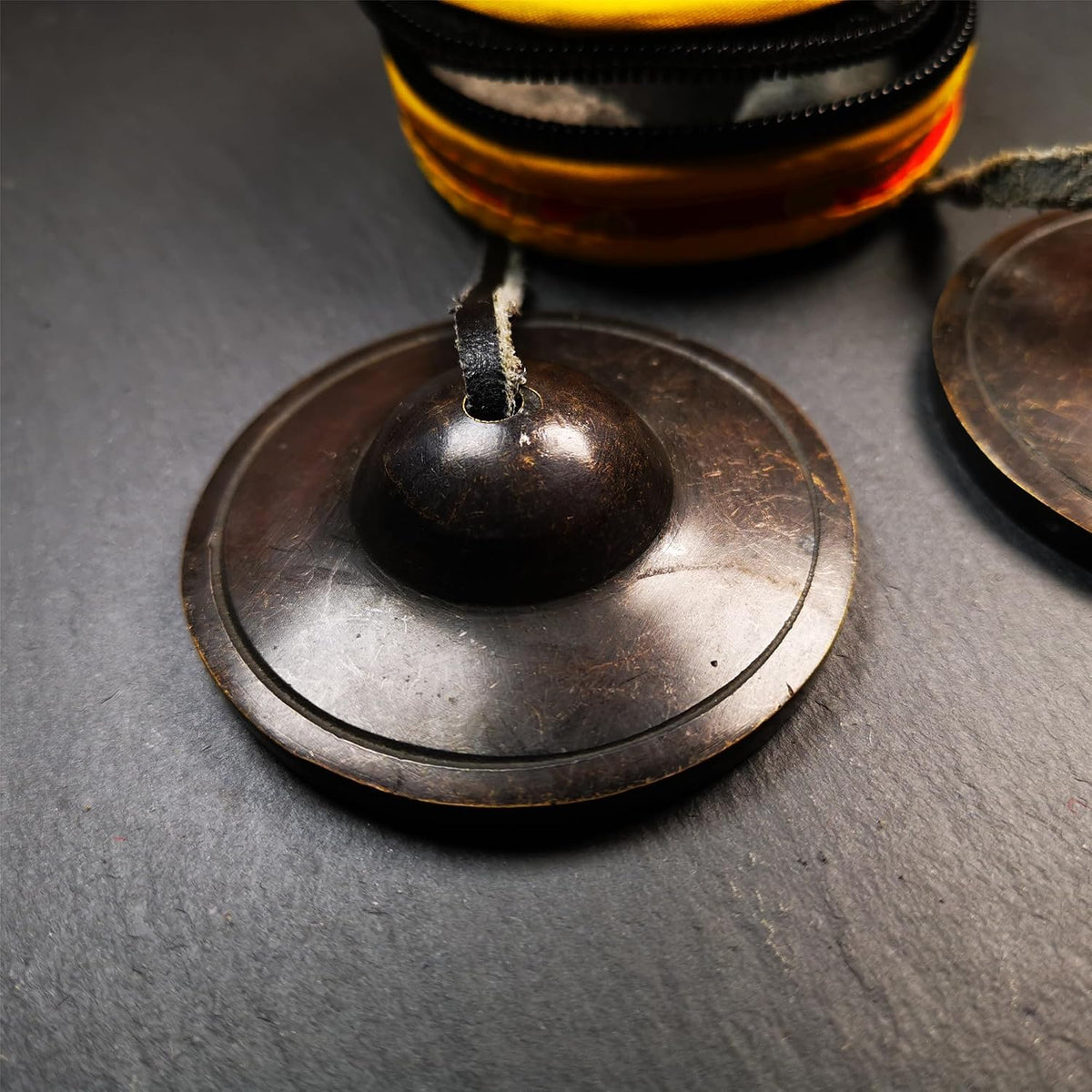 Tibetan Tingsha Bell Set - Tibetan Cymbals - for Sound Healing, Yoga, Meditation, and Mindfulness,Handmade in Nepal,Made of Bronze,Plain Pattern,Black Color，7.7cm/3.0 inch