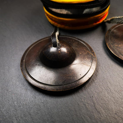 Tibetan Tingsha Bell Set - Tibetan Cymbals - for Sound Healing, Yoga, Meditation, and Mindfulness,Handmade in Nepal,Made of Bronze,Plain Pattern,Black Color，7.7cm/3.0 inch