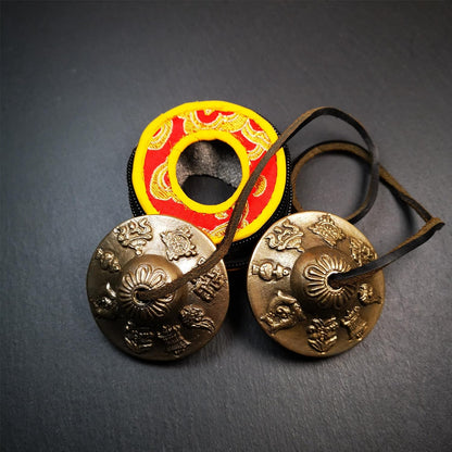 Tibetan Tingsha Bell Set - Tibetan Cymbals - for Sound Healing, Yoga, Meditation, and Mindfulness,Handmade in Nepal,Made of Bronze,Plain Pattern,Black Color，7.7cm/3.0 inch