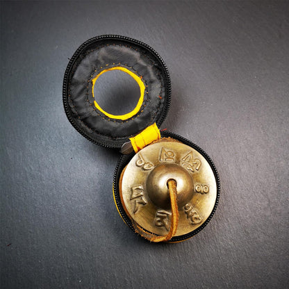 Tibetan Tingsha Bell Set - Tibetan Cymbals - for Sound Healing, Yoga, Meditation, and Mindfulness,Handmade in Nepal,Made of Bronze,Plain Pattern,Black Color，7.7cm/3.0 inch