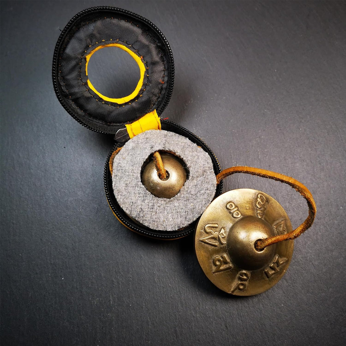Tibetan Tingsha Bell Set - Tibetan Cymbals - for Sound Healing, Yoga, Meditation, and Mindfulness,Handmade in Nepal,Made of Bronze,Plain Pattern,Black Color，7.7cm/3.0 inch
