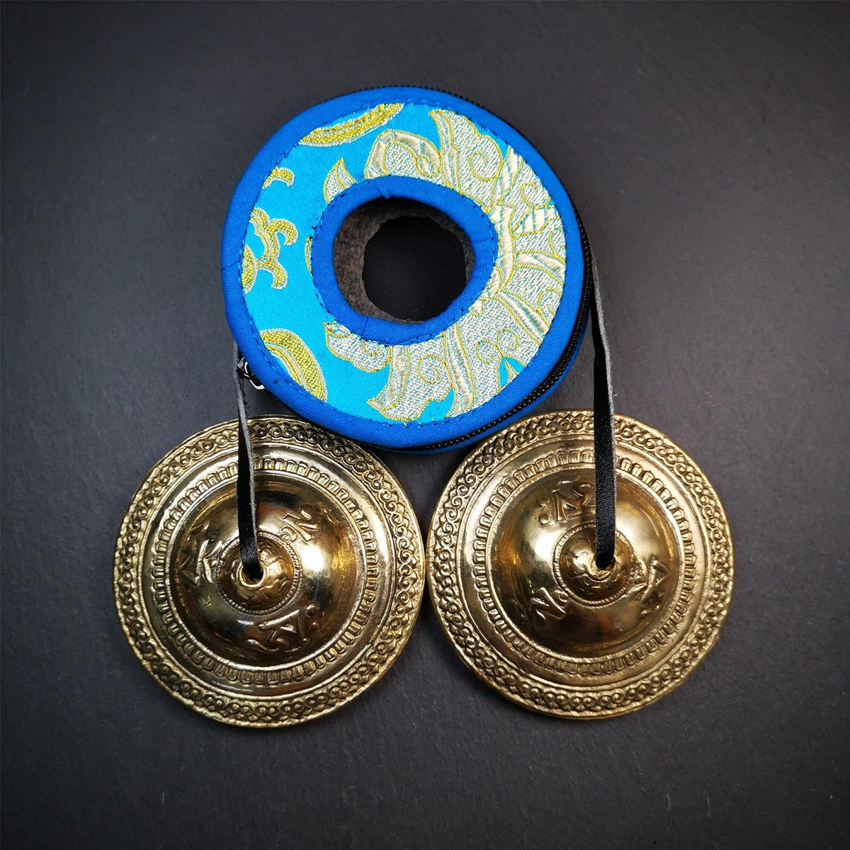 Tibetan Tingsha Bell Set - Tibetan Cymbals - for Sound Healing, Yoga, Meditation, and Mindfulness,Handmade in Nepal,Made of Bronze,Plain Pattern,Black Color，7.7cm/3.0 inch
