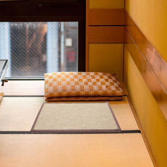Bamboo Rug Woven Straw Seat Cushion Japanese Style Rattan Futon Sitting Pad Tatami Floor Pillow for Zen Garden Yoga Practice or Meditation Light Brown Japanese Tatami Mat