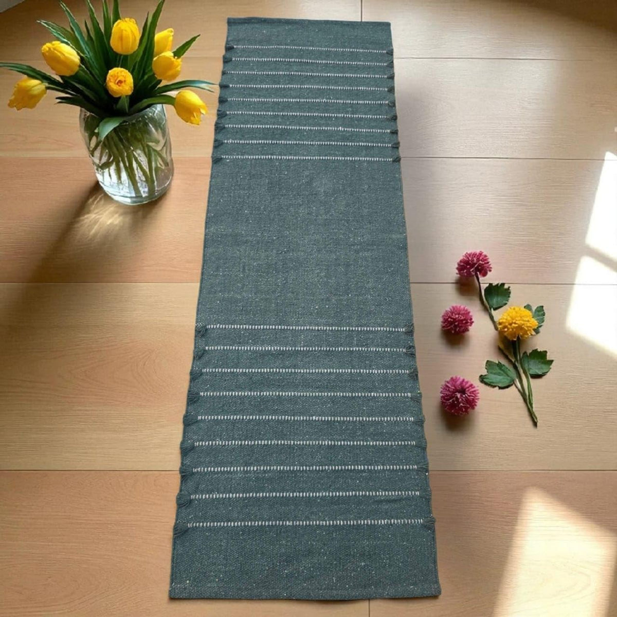 Indian Handmade100 % Organic Anti Skid Multi Colour Cotton Yoga Mat - Eco-Friendly Hand-Woven Rug - Non-Slip & Thick (24”x72”x5mm) for Hot yoga & Everyday Fitness at Home - Comfortable & Foldable Extra-Long Mat