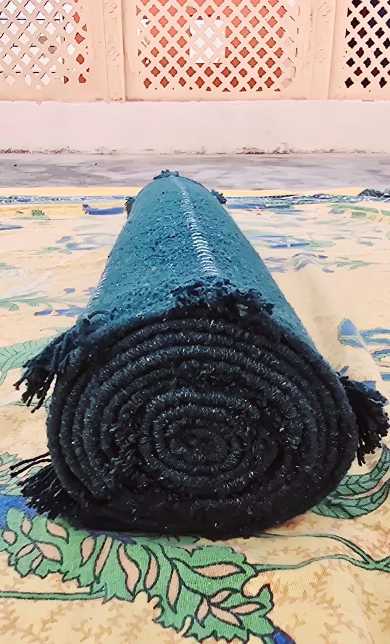 Indian Handmade100 % Organic Anti Skid Multi Colour Cotton Yoga Mat - Eco-Friendly Hand-Woven Rug - Non-Slip & Thick (24”x72”x5mm) for Hot yoga & Everyday Fitness at Home - Comfortable & Foldable Extra-Long Mat