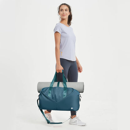 Ceneda 20" Gym Bag for Women with Wet Pocket & Shoe Compartment, Lightweight Duffel Waterproof Carry On Duffle for Travel, Yoga, Overnight (Green)