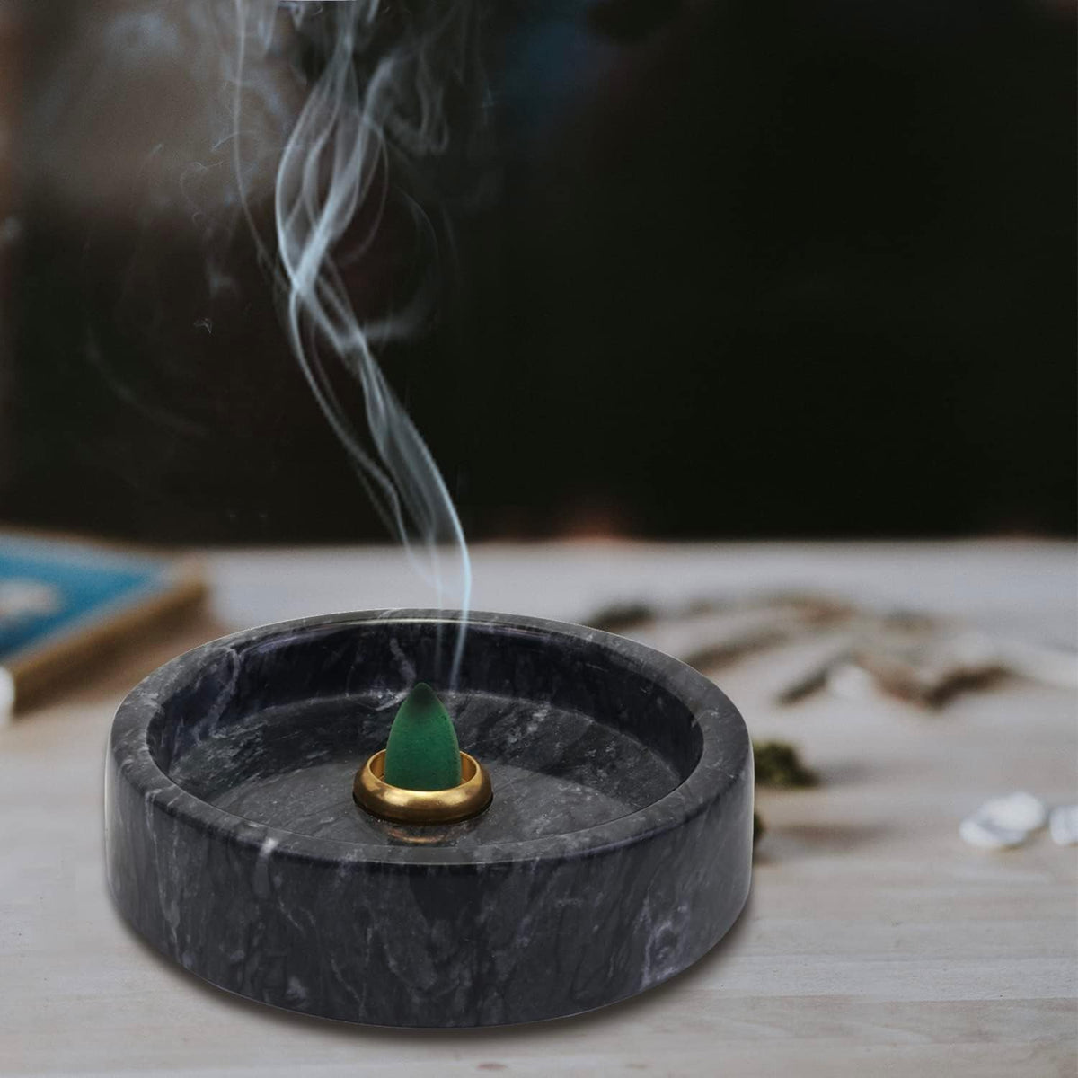 Natural Marble Incense Burner, Handmade Incense Stick Incense Burner Reflux Burner, Ideal for use in Meditation, Incense Smokers and Decoration. (Black)