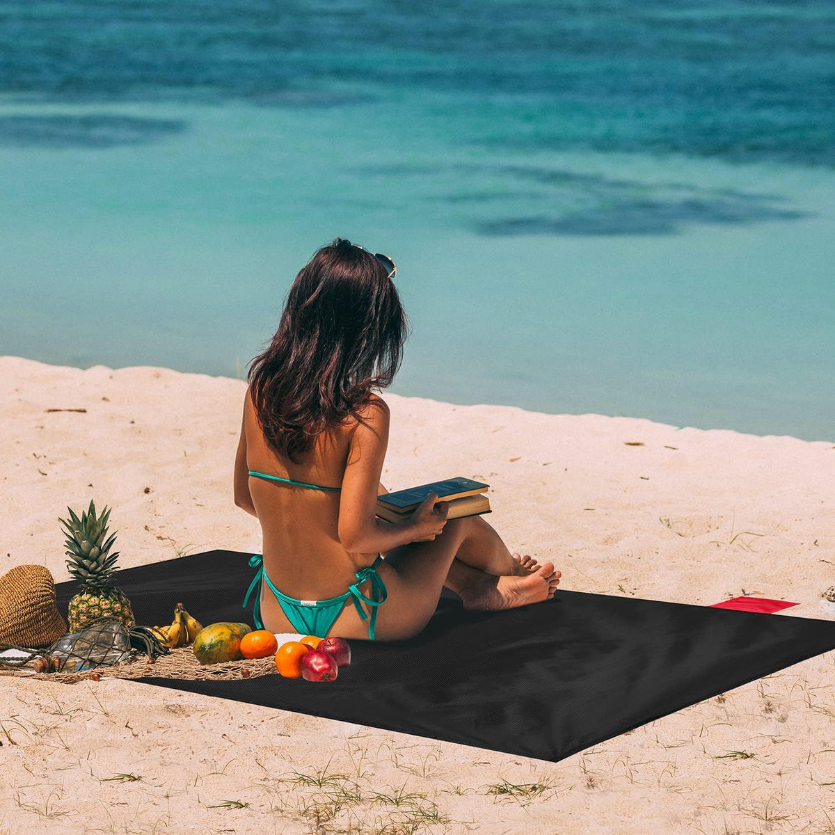 Sandproof Beach Blanket, Waterproof Portable Mat with Carry Pouch